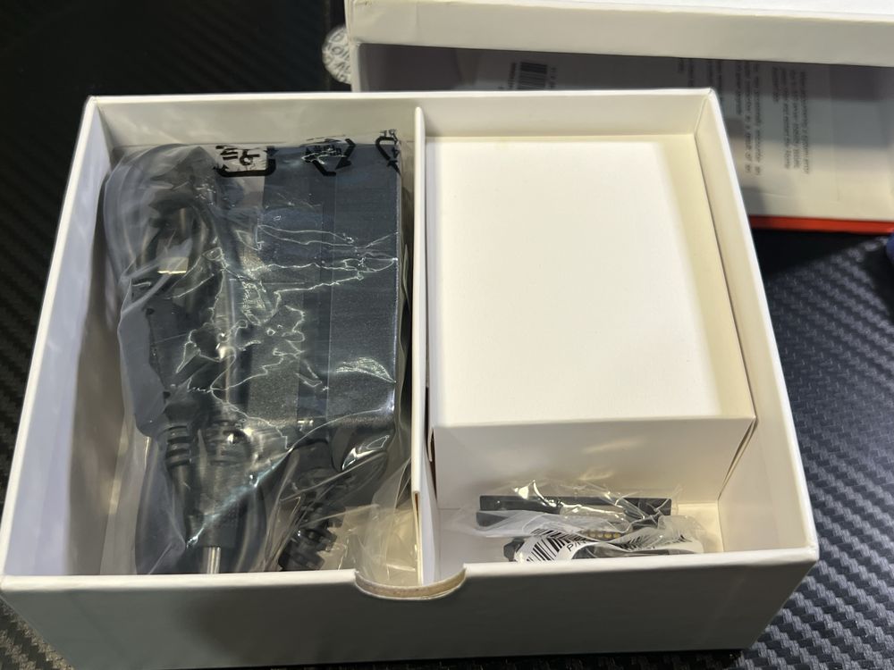 Тонколона за таблет Lenovo