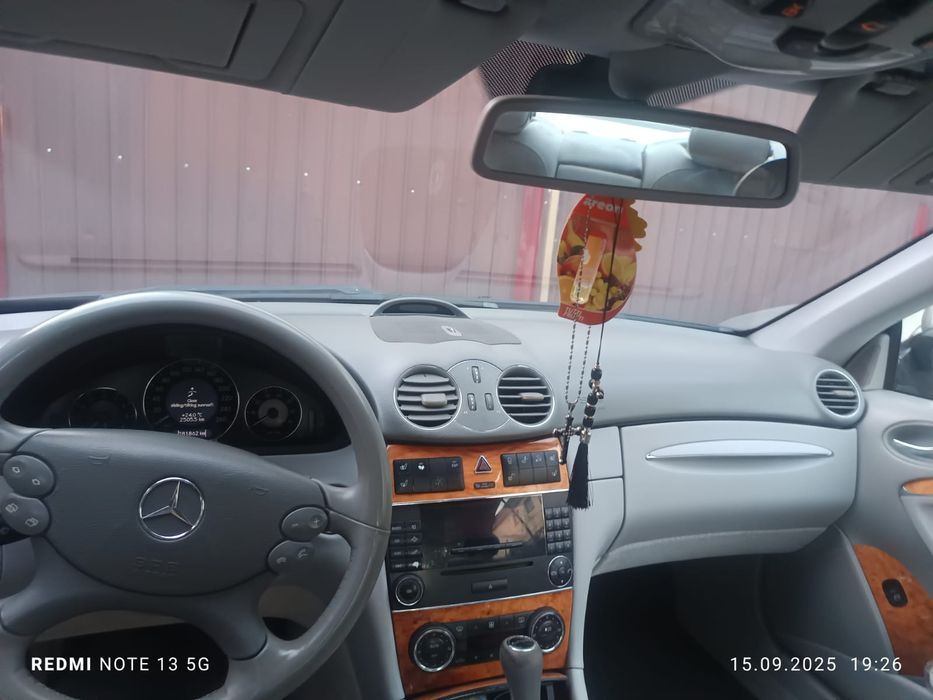 Mercedes Benz CLK 200 KOMPRESSOR  sau schimb cu suv