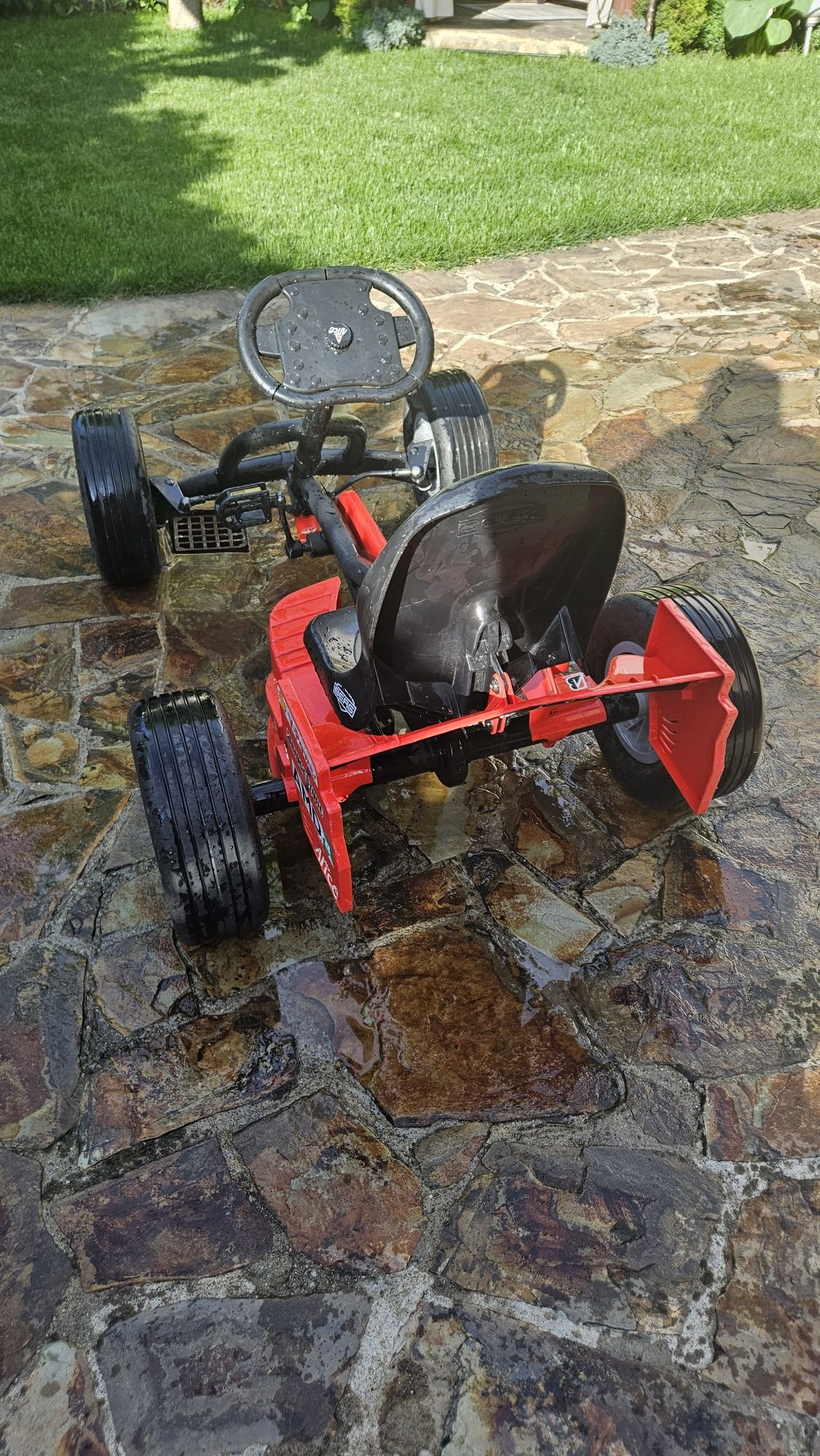 Vând kart BERG FERRARI original