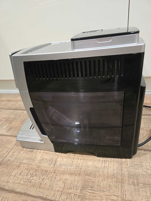 Кафемашина DeLonghi ECAM 23.420