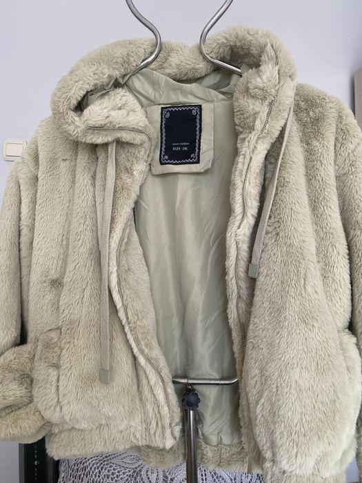 Дамско пухкаво яке тип бомбър