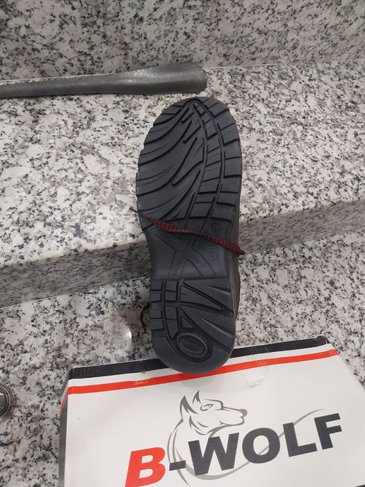 Работни обувки 42 номер