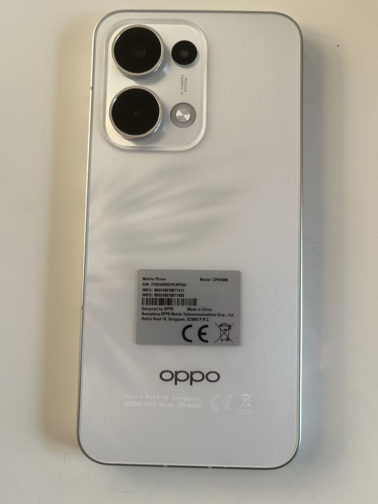 Oppo reno 13 5G cu garantie 2ani