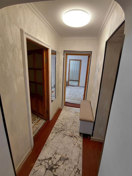 Чиланзар 25-квартал  .3/ 3/ 5/.  ( мебель + техника )