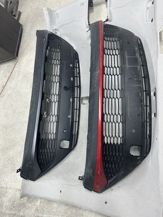 Grilă bară față  toyota chr.52129-f4110.