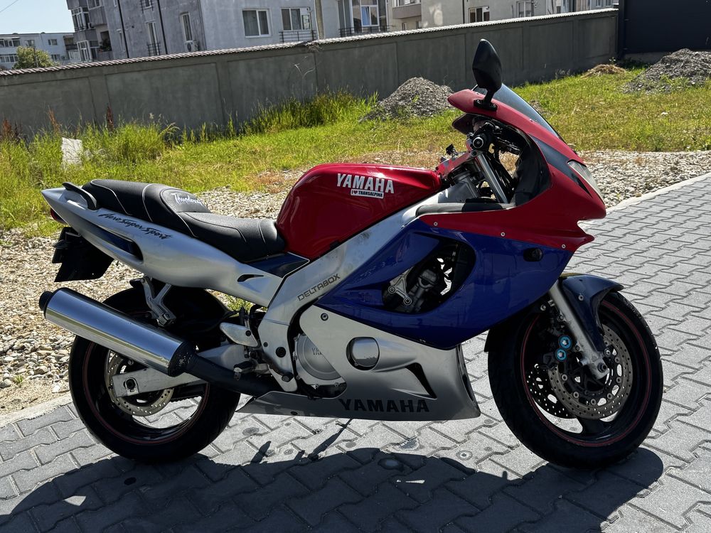 Yamaha Thundercat YZF600R