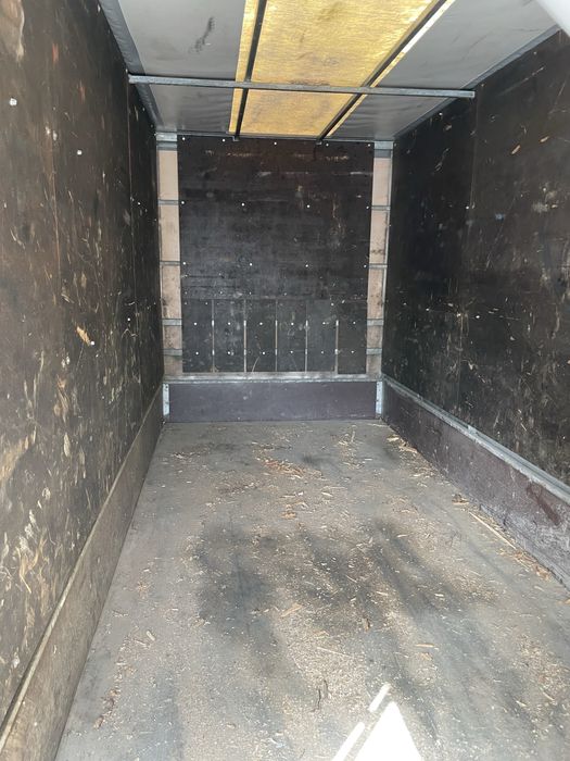 Remorca tandem 2.7 t , marca Saris-Stare f buna !