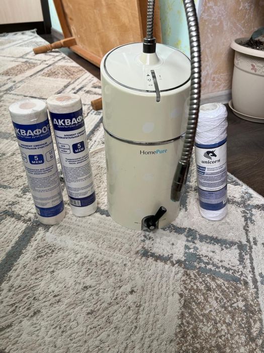 Продам фильтр для воды и сменные картриджи аквафор