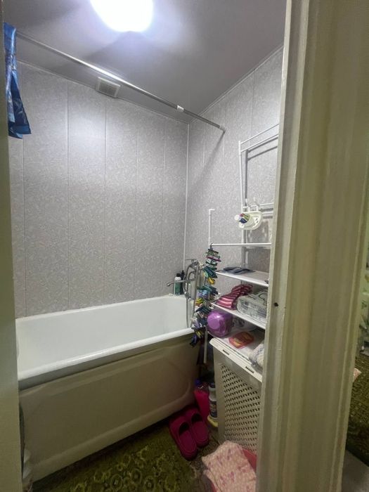 Сергели 1 1/3/5 квартира чистая, балкон 2х3, не торец