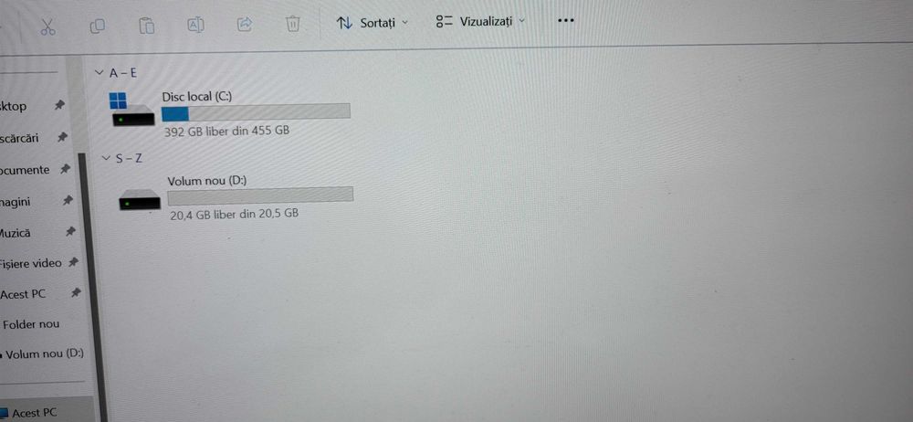 Vând laptop gaming fuzitsu