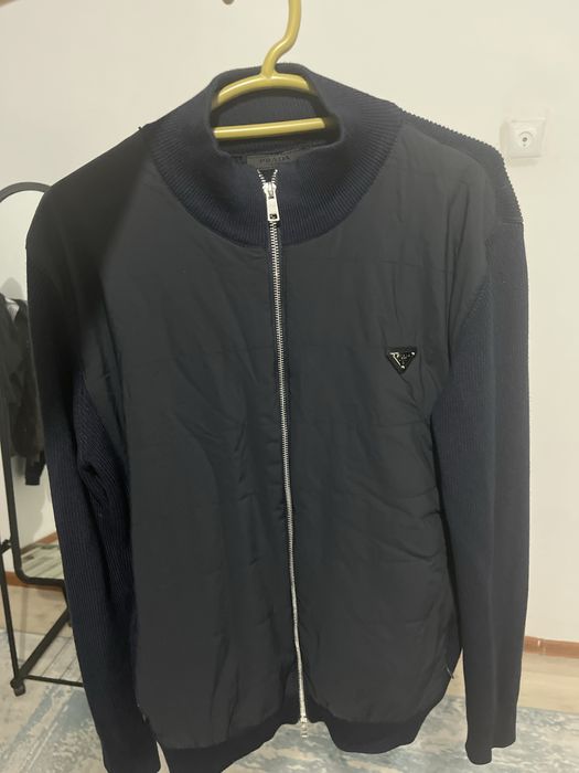 Кардиган PRADA полный замок