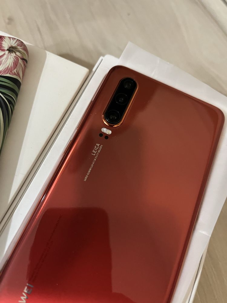 Huawei p30 перфектен