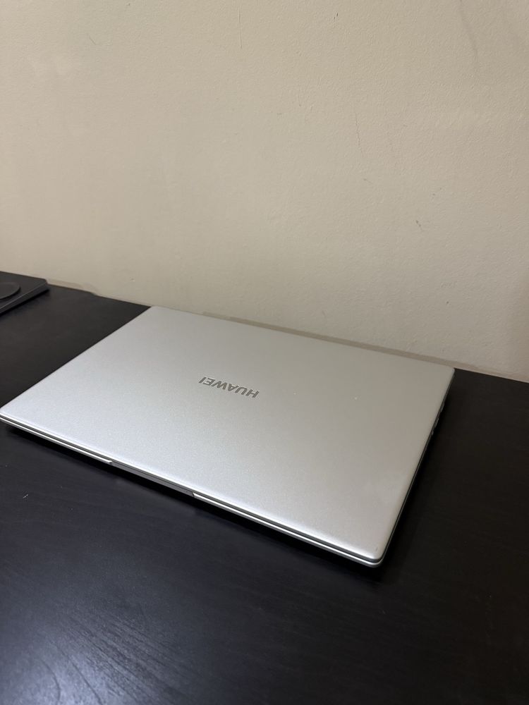Huawei MateBook D14 Intel Core i3