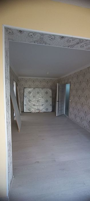 Квартира сотилади