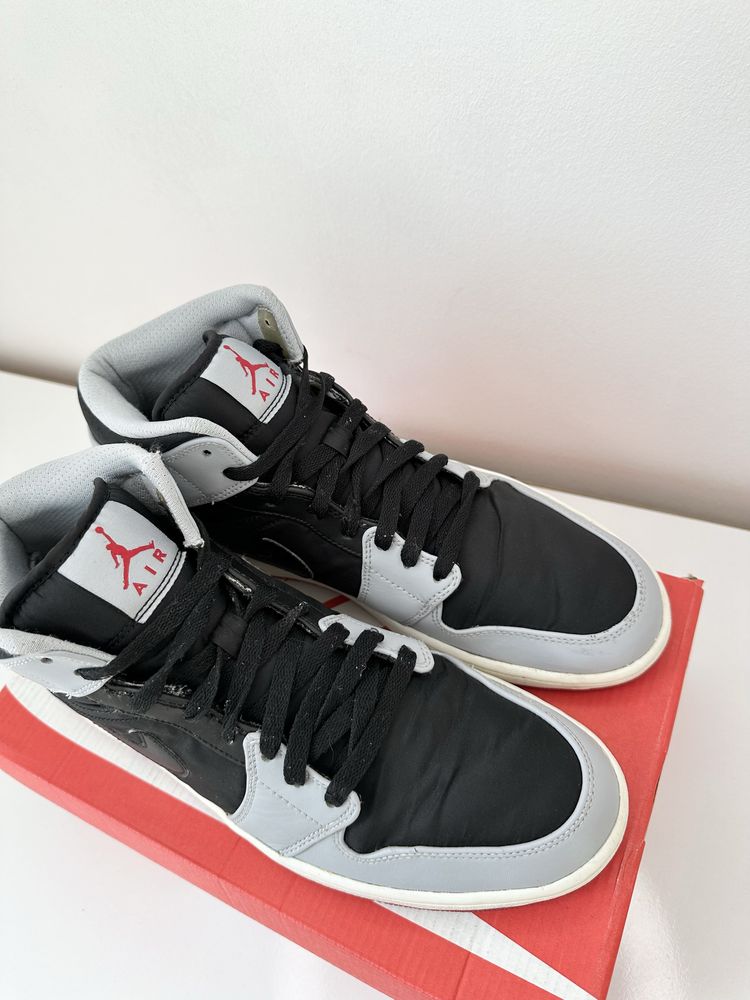 Air Jordan 1 Mid  ( 45) Маратонки