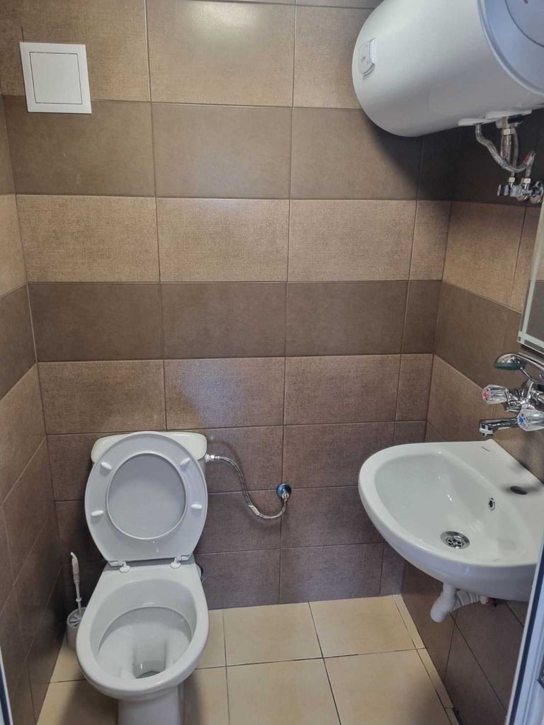 Дава се под наем  в София, НПЗ Искър - 15 кв.м за 204 € - Снимка #3