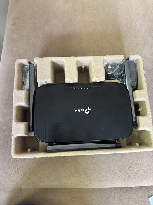 Wi-Fi роутер TP-LINK Archer VR300