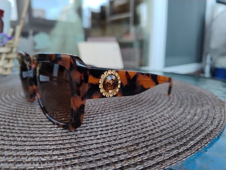 Дамски оригинални маркови очила. Versace