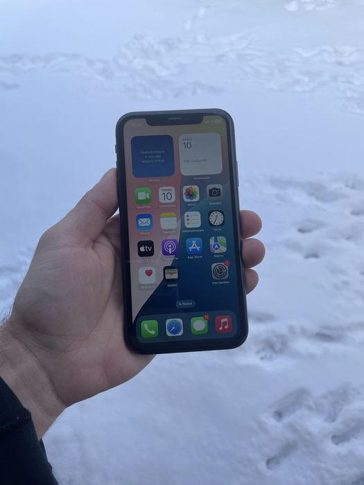 Продам телефон Айфон XR 128Gb