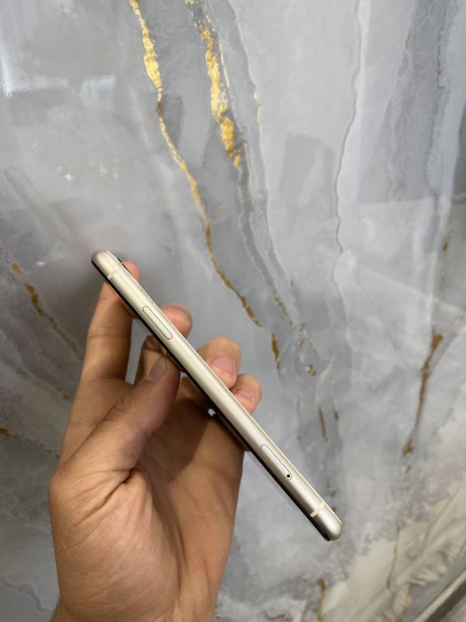 Iphone 11 ideal      .