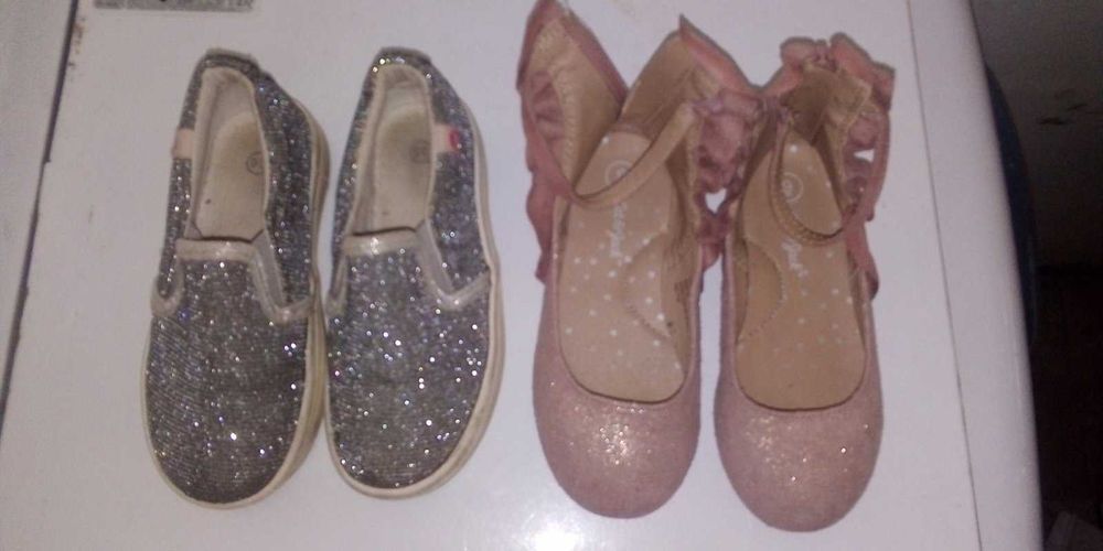 Обувки за момиче, 26 н-р, 8 бр. за 9 лв.