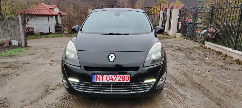 **  Renault Scenic Bose Edition 1.6 diesel euro 5 **