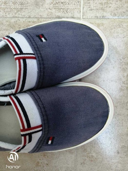 Оригинални детски обувки Tommy hilfiger