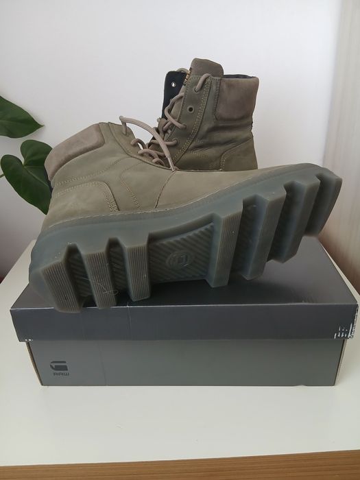 Боти от естествена кожа