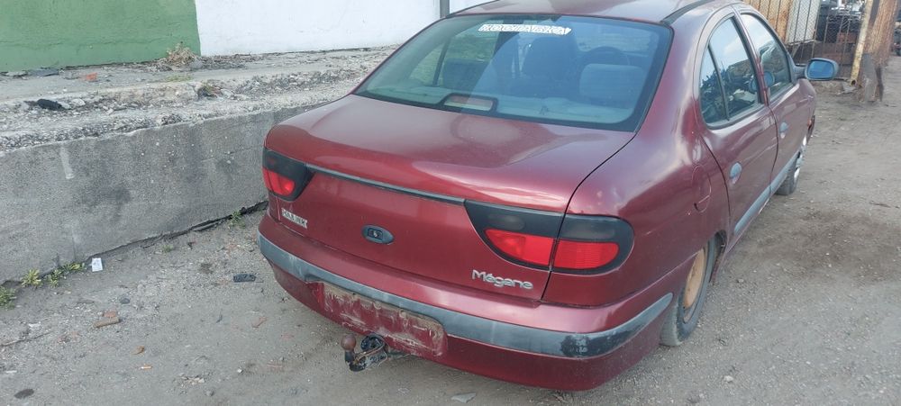 Renault megane 1.6i sedan