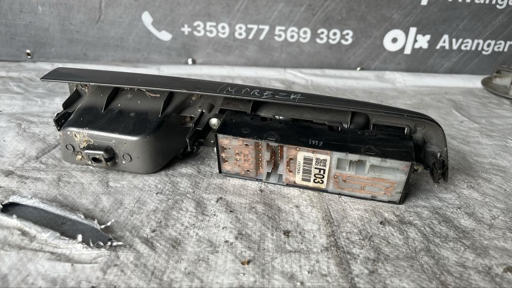 Subaru Impreza 2008- Бутони лява врата