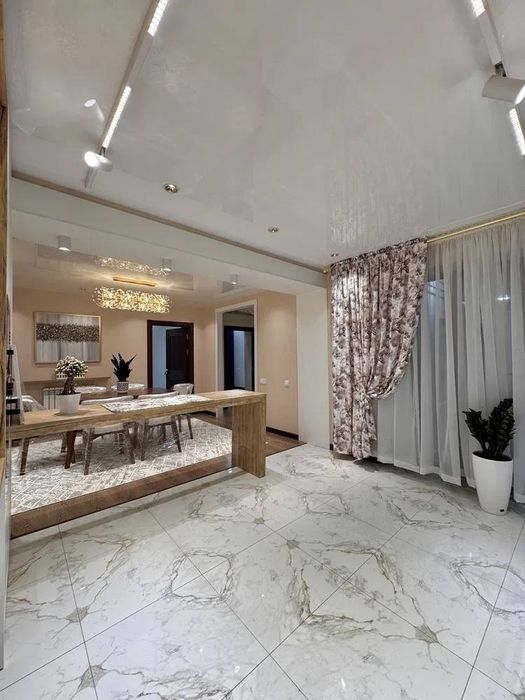 Срочно продаётся 5 ком дом Массив Рисовый