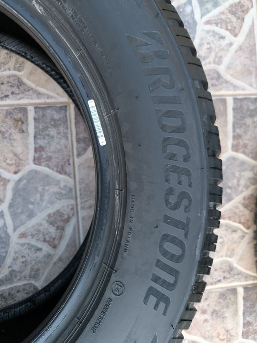 Anvelope iarna Bridgestone noi