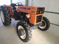 Vând tractor 640 DTH