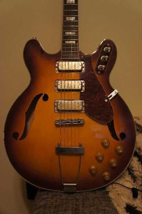 Chitara hollowbody/semiacustica Eastwood Guitars Airline