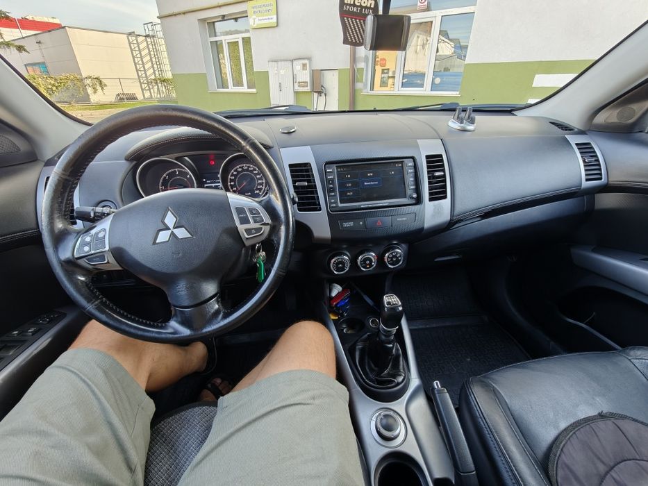 Mitsubishi Outlander 4wd diesel