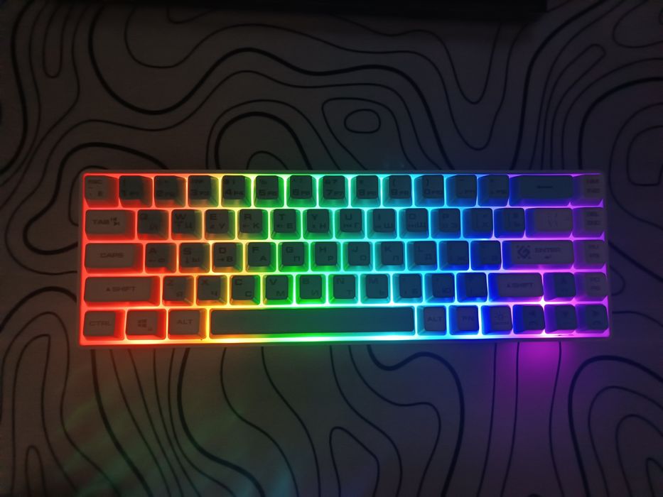 Продам клавиатуру