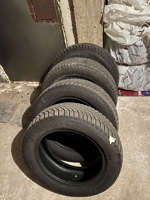 Зимни гуми BRIDGESTONE 205/55 R 16 и летни гуми 175/70 R14 HANKOOK