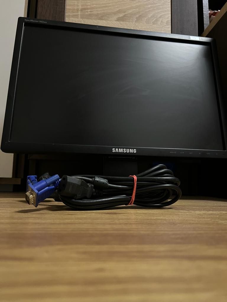 Monitor Samsung Cablu VGA și cablu alimentare 19 inchi