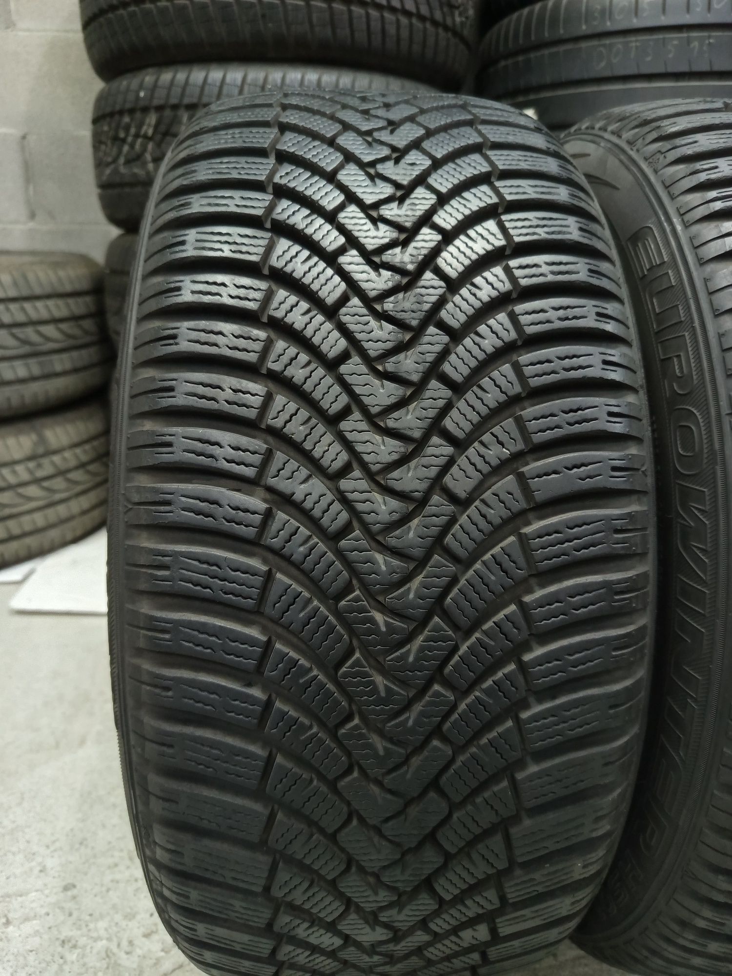 Falken 245/45/18-2бр 8.0мм