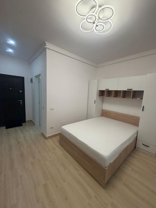 Inchiriez garsoniera militari residence