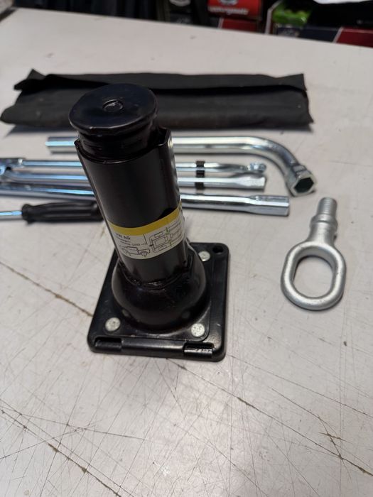 Cric original vw amarok