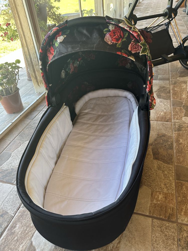 Кош за новородено Cybex spring blossom