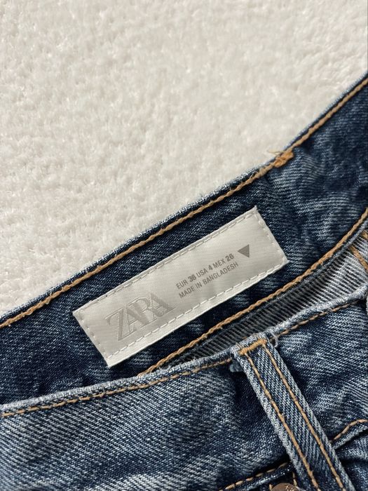 Дънки на ZARA.