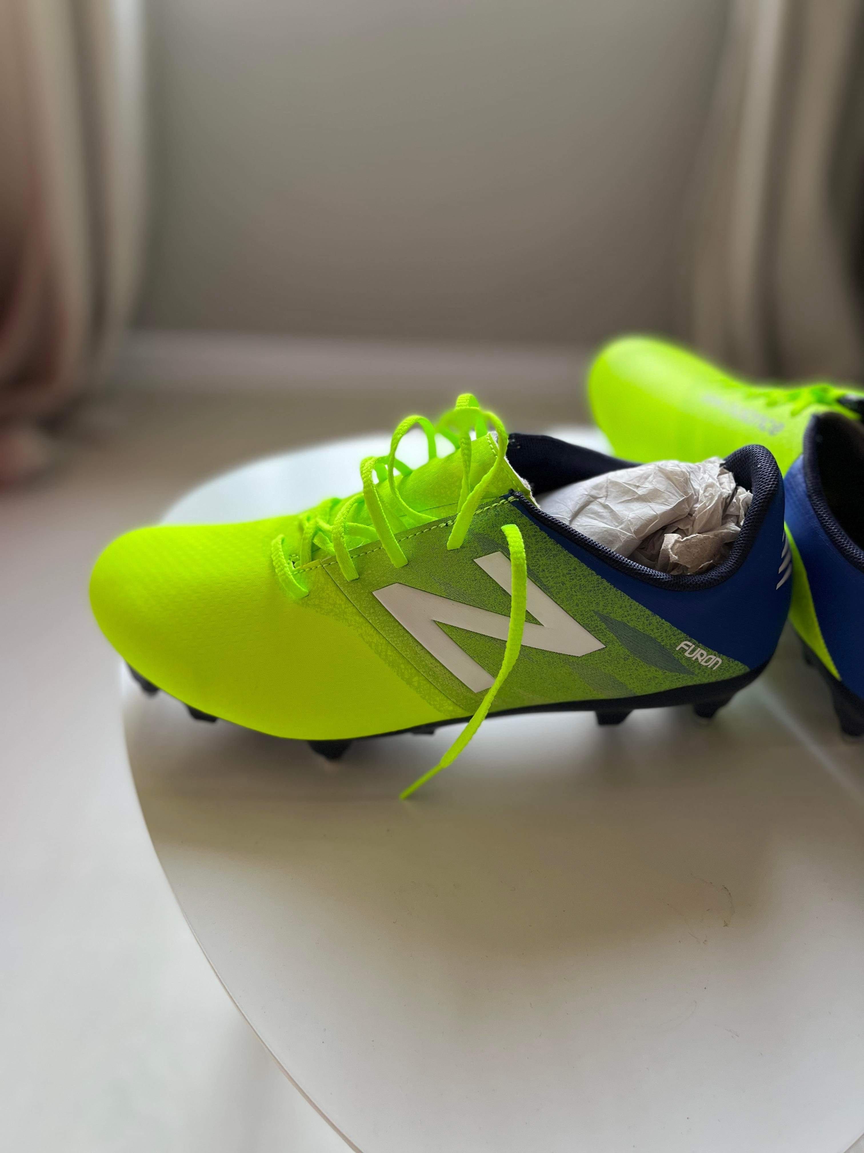 Футболни обувки New Balance