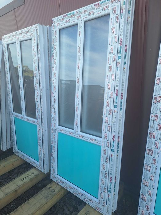 De vânzare usa sunați pe nr de telefon