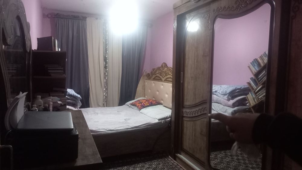 Qoraqamish  1/2   3/5/5  arendaga uy bor