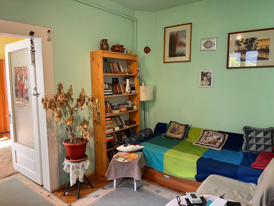 Casa/Apartment de vânzare, 2 camere, mobilat, central