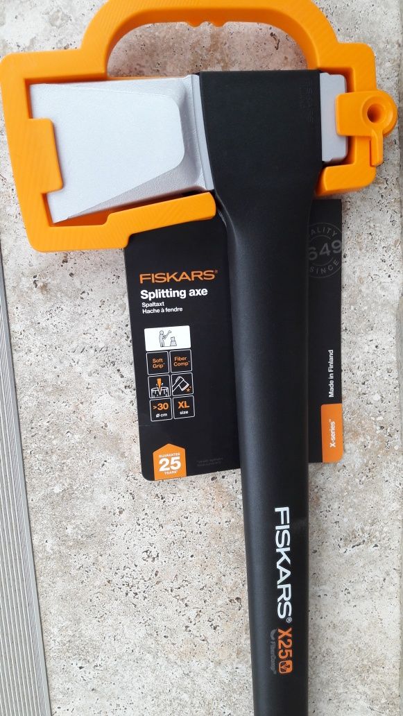 Topor Fiskars x25