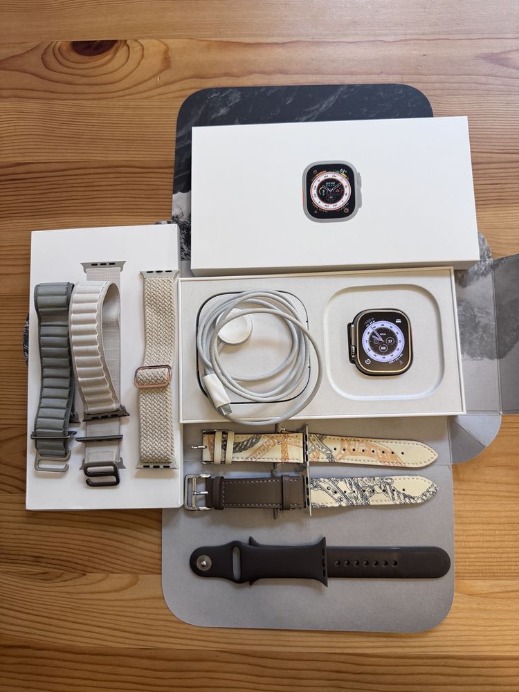 ПЕРФЕКТЕН! Apple watch Utra пълен комплект