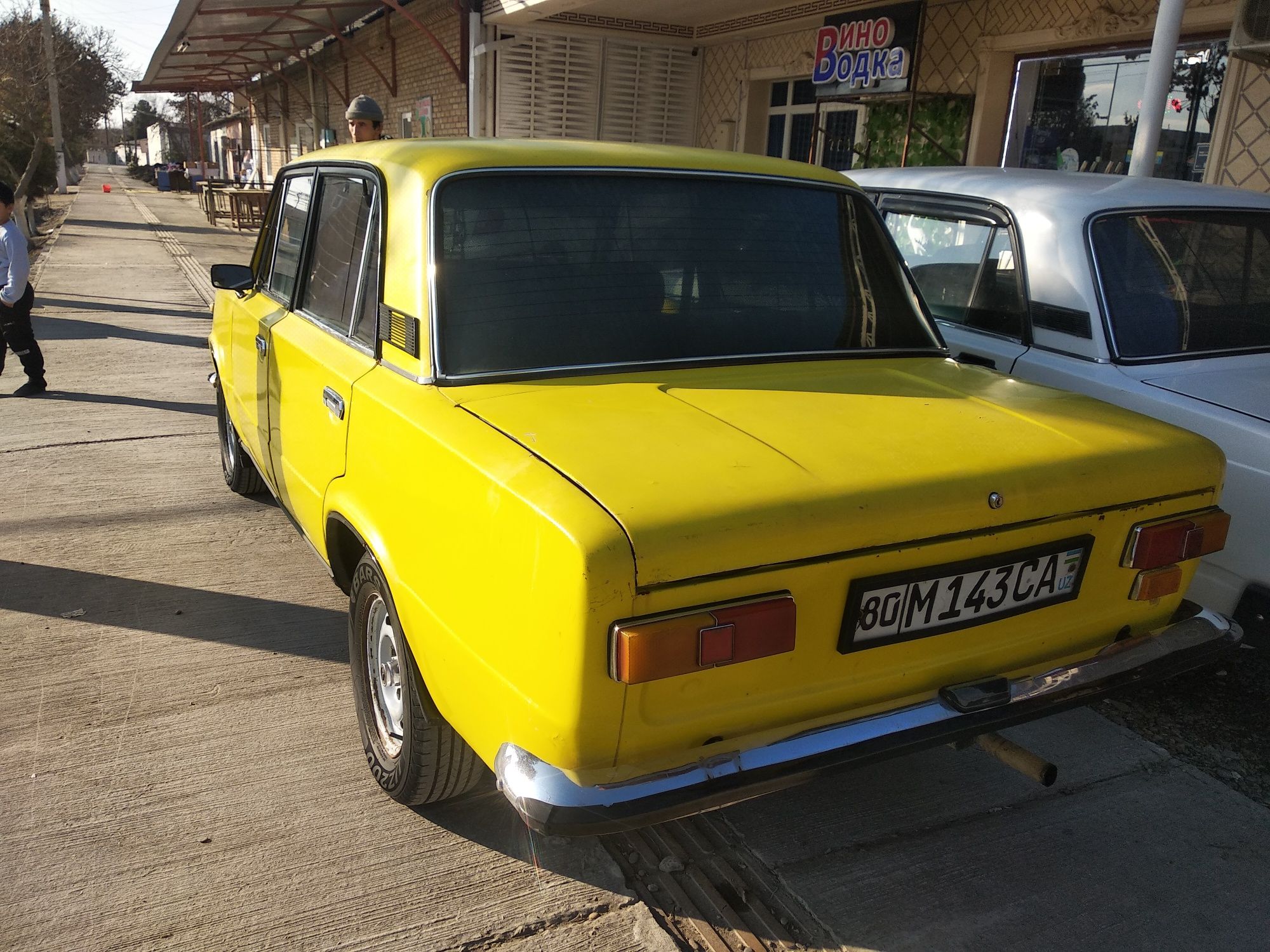 Vaz 21013 sotiladi